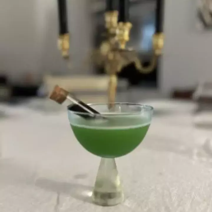 Poison Apple