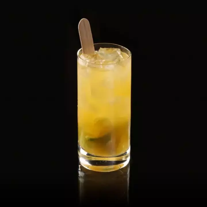 Mango Caipiroska