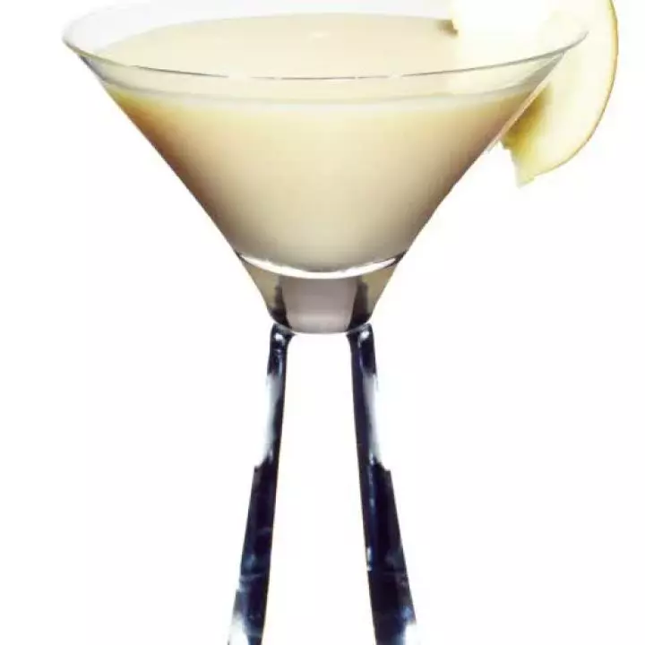 Apple & Custard Cocktail
