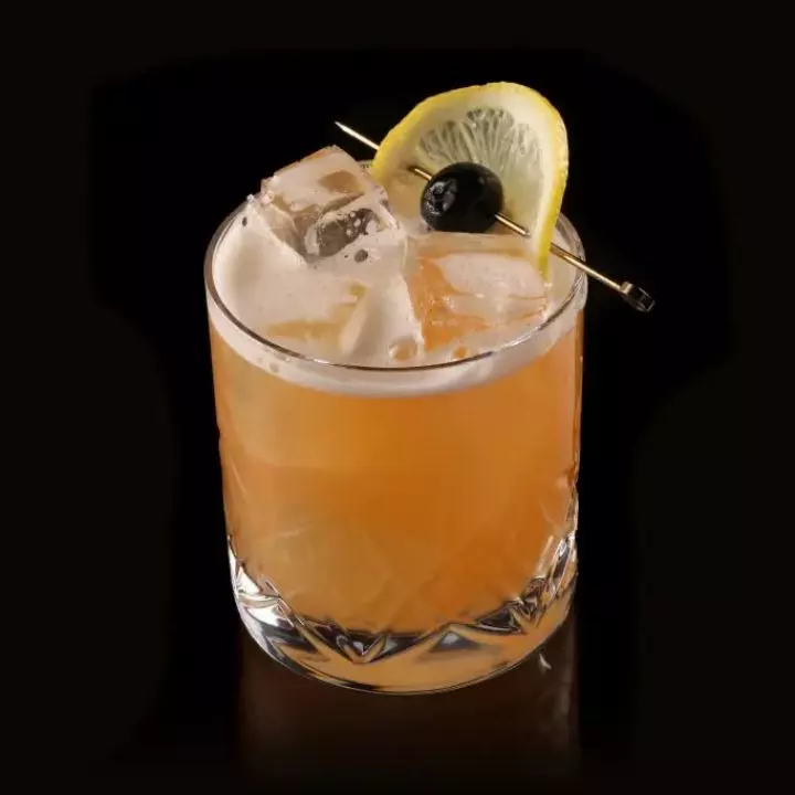 Whiskey Sour (Difford's recipe)
