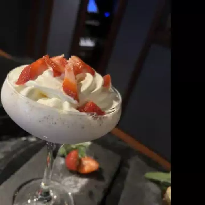 Eton Mess Martini