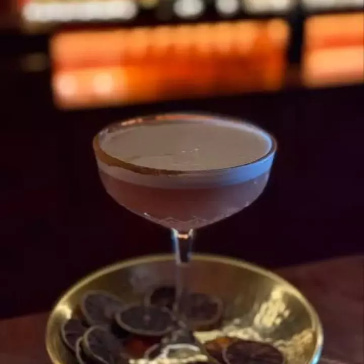 Pass & Snow Martini