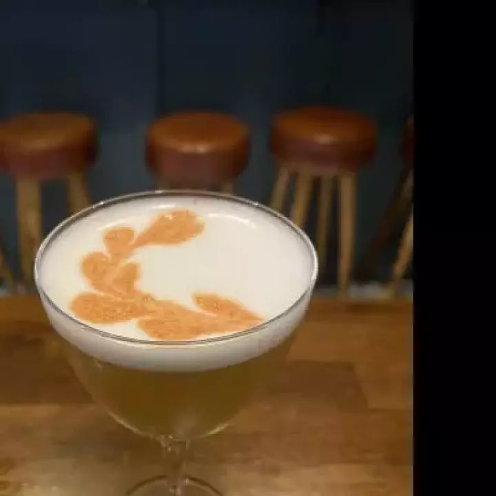 Cherry Bakewell Sour