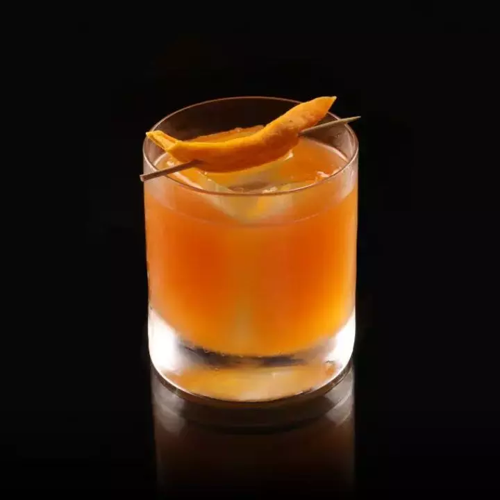 Mango Negroni