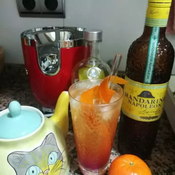 Elba Island Iced Tea