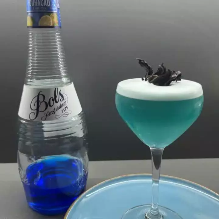 Velvet Tsunami