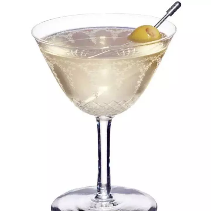 Dry Martini (1:1 ratio) Fifty-Fifty
