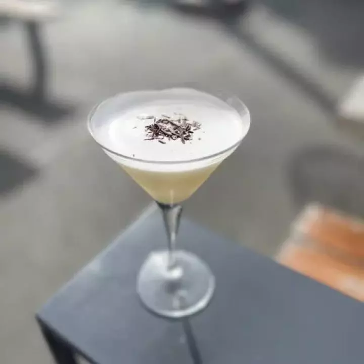 White horse sour