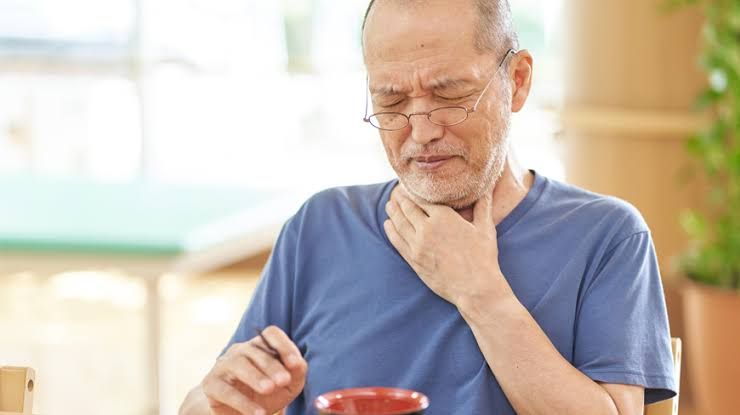 DIFFICULTY SWALLOWING: SYMPTOMS, DIAGNOSIS, AND RELIEF TIPS DIFFICULTY SWALLOWING: SYMPTOMS, DIAGNOSIS, AND RELIEF TIPS