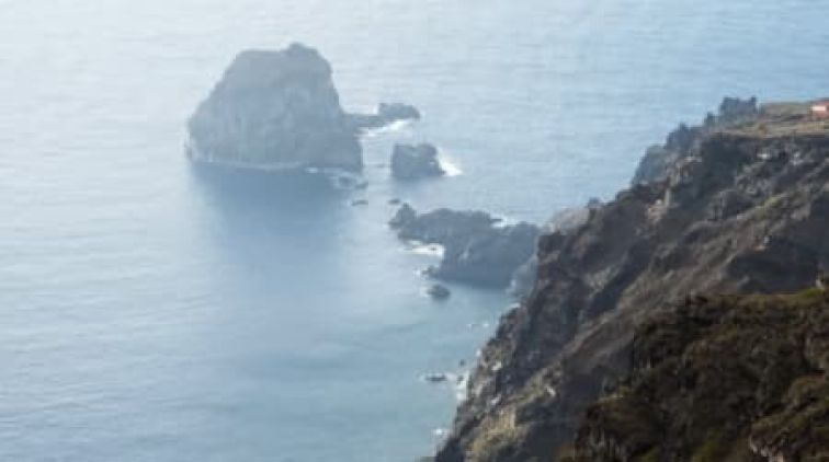 Roques de Salmor, fotografiado desde el Mirador de la Peña obra de César Manrique, foto de Jorge Miranda CREATIVO