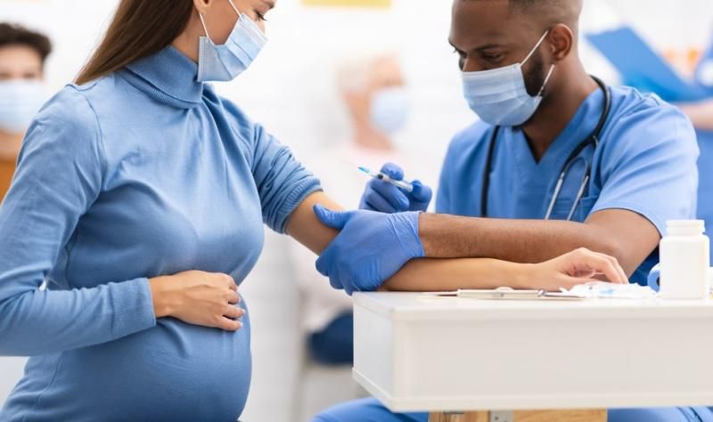 EXPERT INSIGHTS ON MANAGING COVID-19 SYMPTOMS DURING PREGNANCY