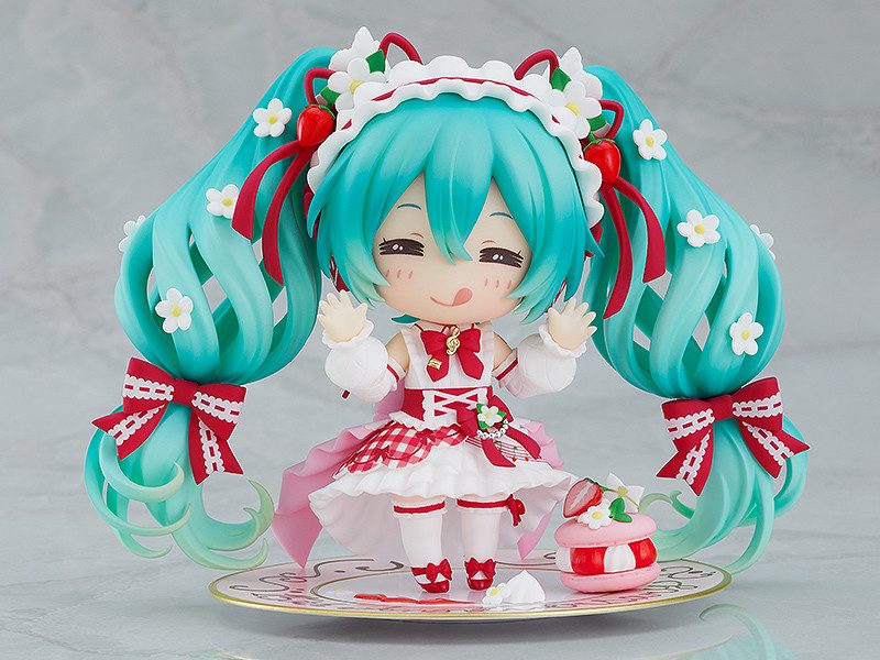 Nendoroid Hatsune Miku: 15th Anniversary Ver.