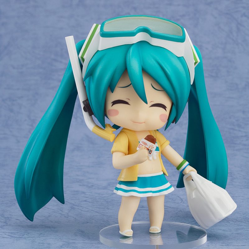 Nendoroid Hatsune Miku: Swimsuit Ver. & FamilyMart 2013 Ver.