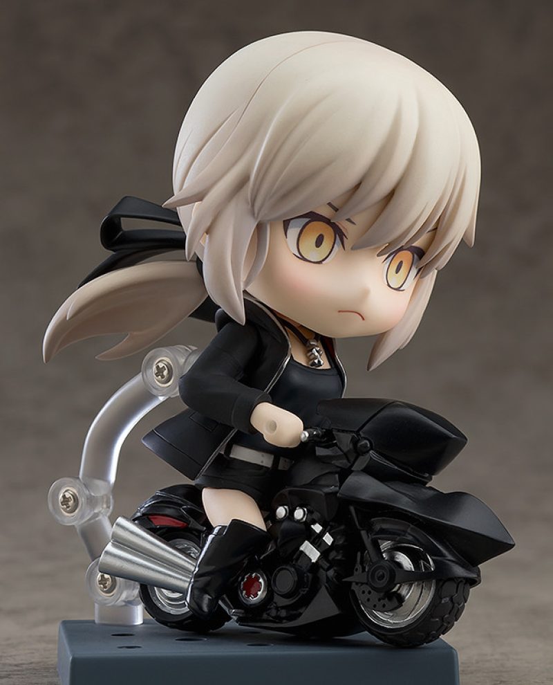 Nendoroid Saber/Altria Pendragon (Alter) Shinjuku Ver. & Cuirassier Noir