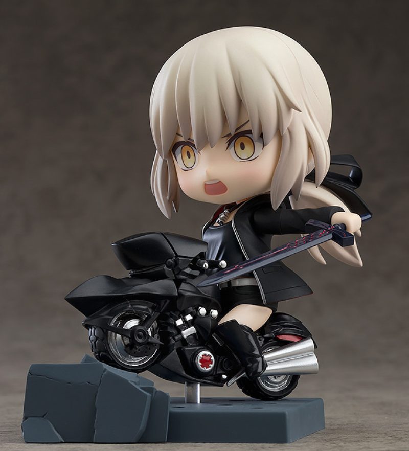 Nendoroid Saber/Altria Pendragon (Alter) Shinjuku Ver. & Cuirassier Noir