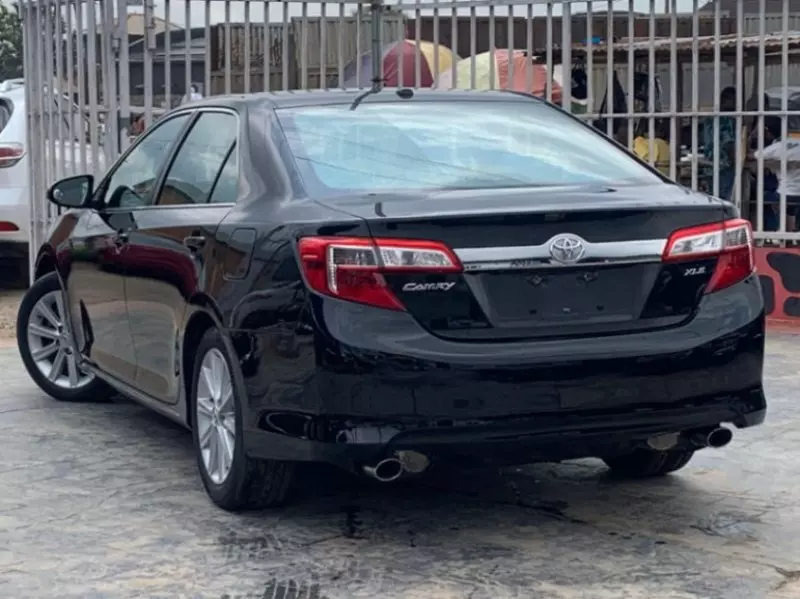 TOYOTA Camry   - 2014