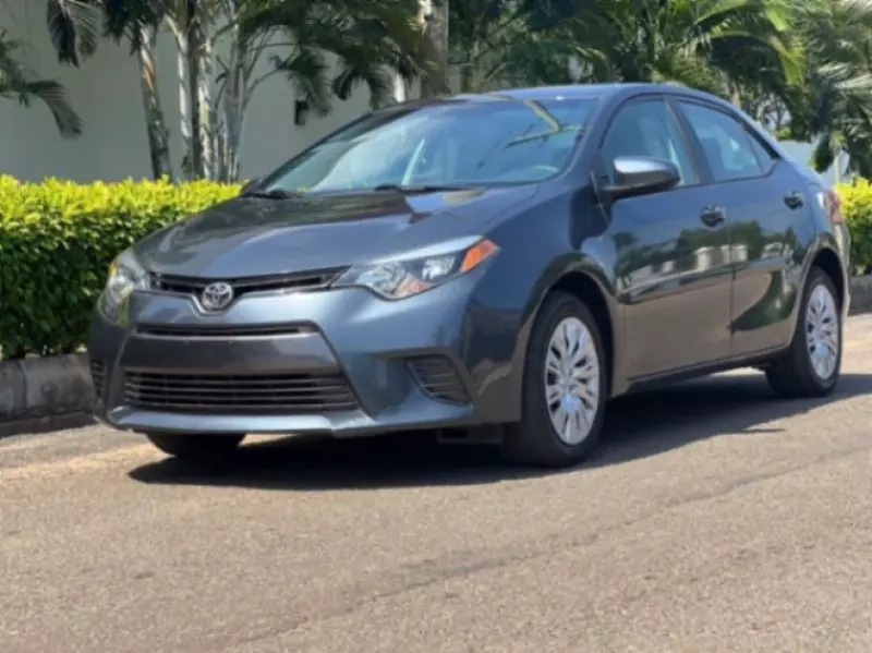 Toyota corolla   - 2015