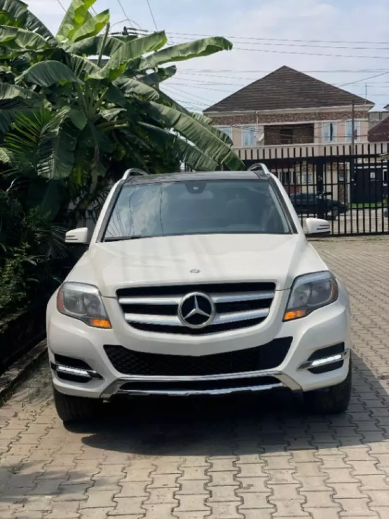 Mercedes-Benz GLK 350   - 2014