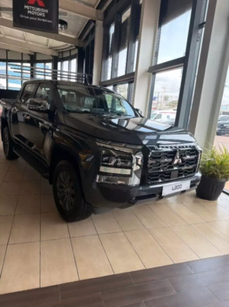 Mitsubishi L200 D/C Sportero A/T   - 2025