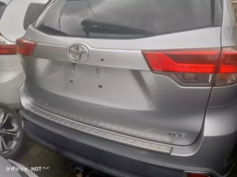 TOYOTA Highlander   - 2018