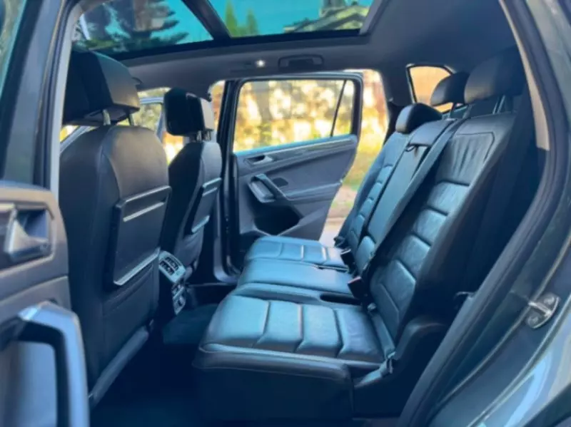 Volkswagen Tiguan   - 2019