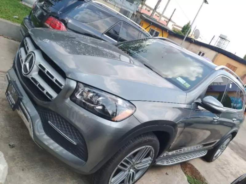 Mercedes-Benz GLS 450   - 2021