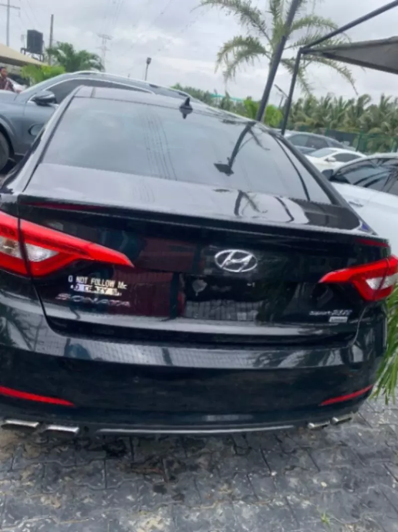Hyundai Sonata - 2015