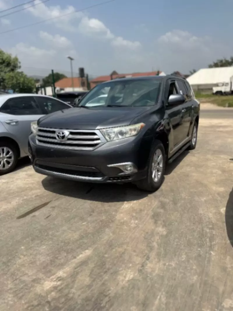 TOYOTA Highlander   - 2012