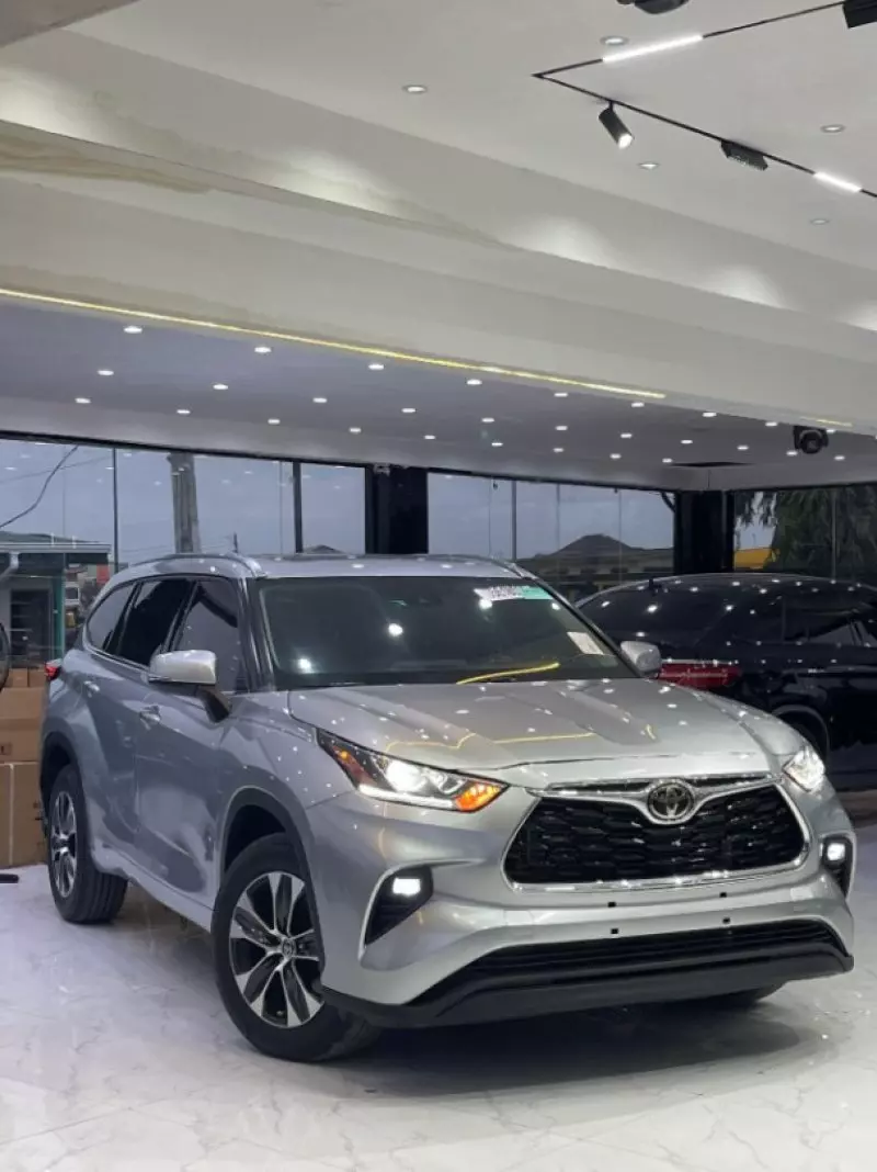Toyota Highlander - 2020