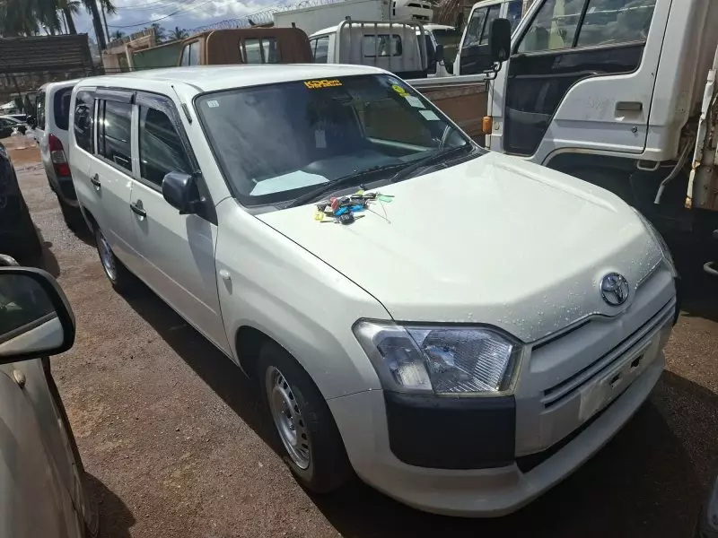 Toyota Probox    - 2018