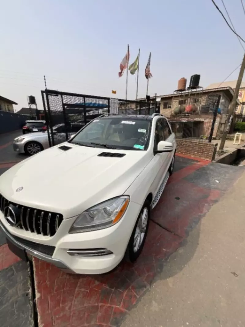Mercedes-Benz ML 350   - 2012