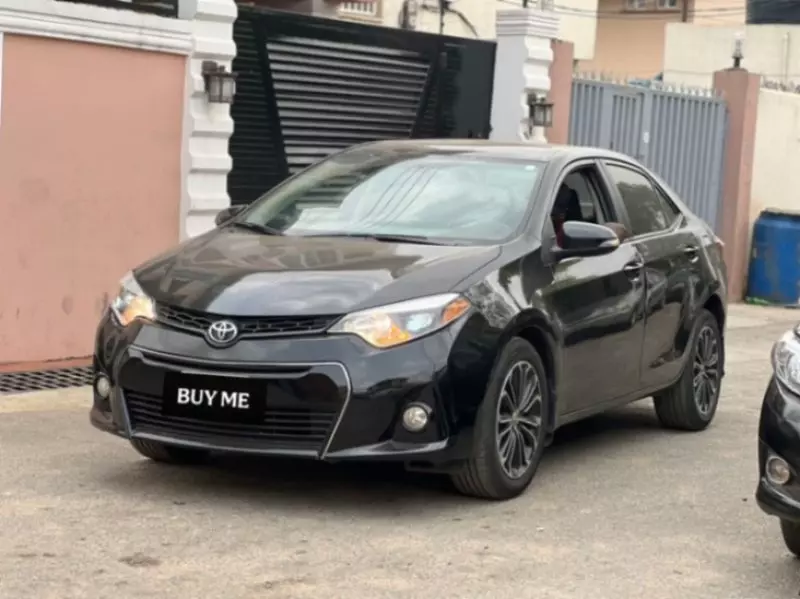 Toyota Corolla   - 2015