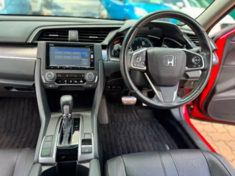 Honda Civic   - 2018