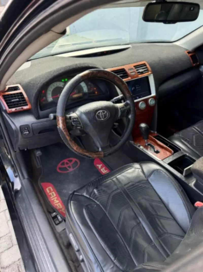 Toyota Camry   - 2007