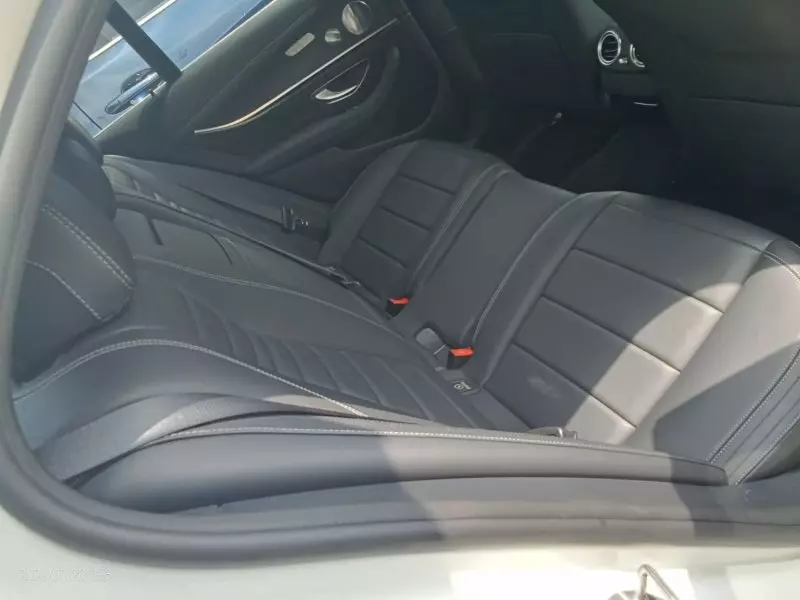 Mercedes-Benz E200 - 2020