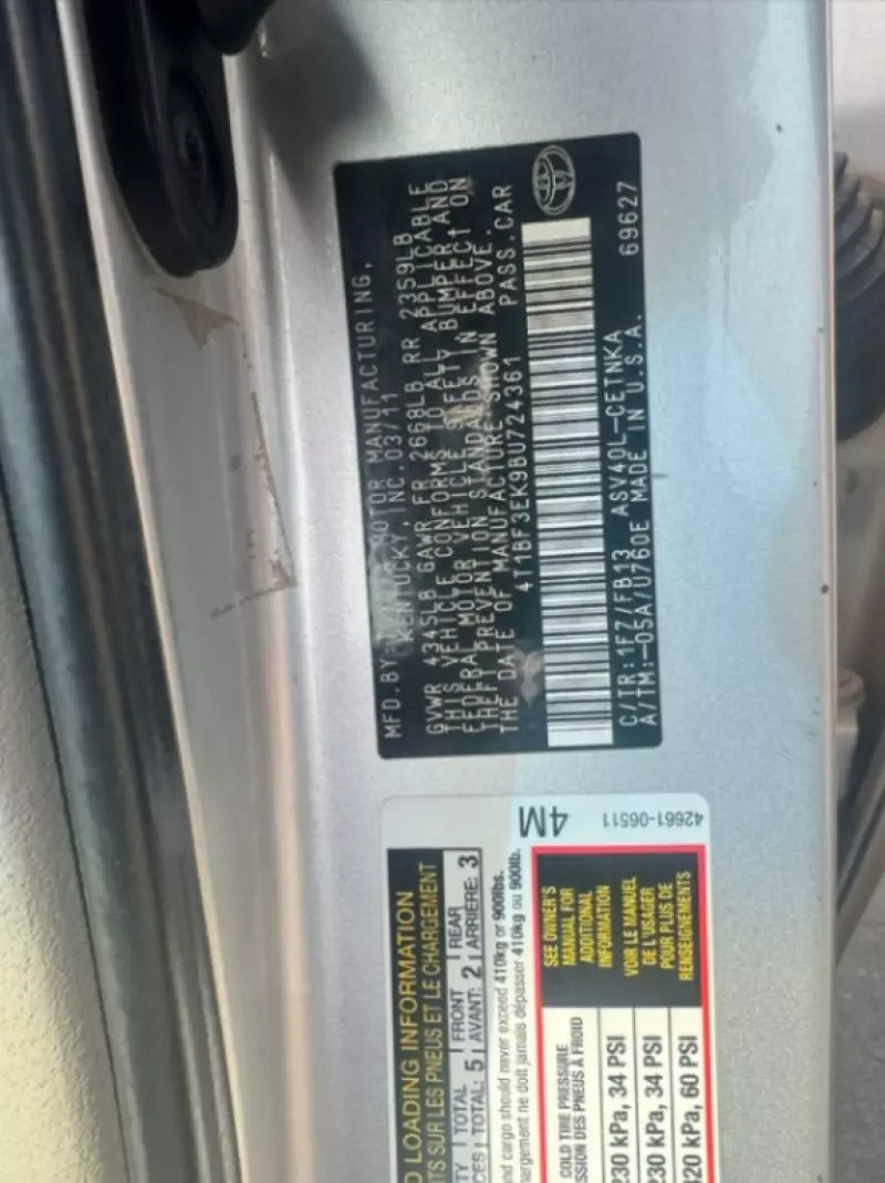 Toyota Camry   - 2011