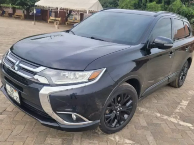 Mitsubishi OUTLANDER   - 2020