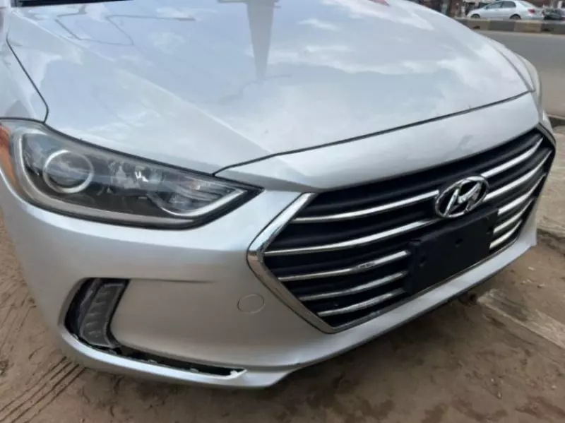 Hyundai Elantra   - 2017