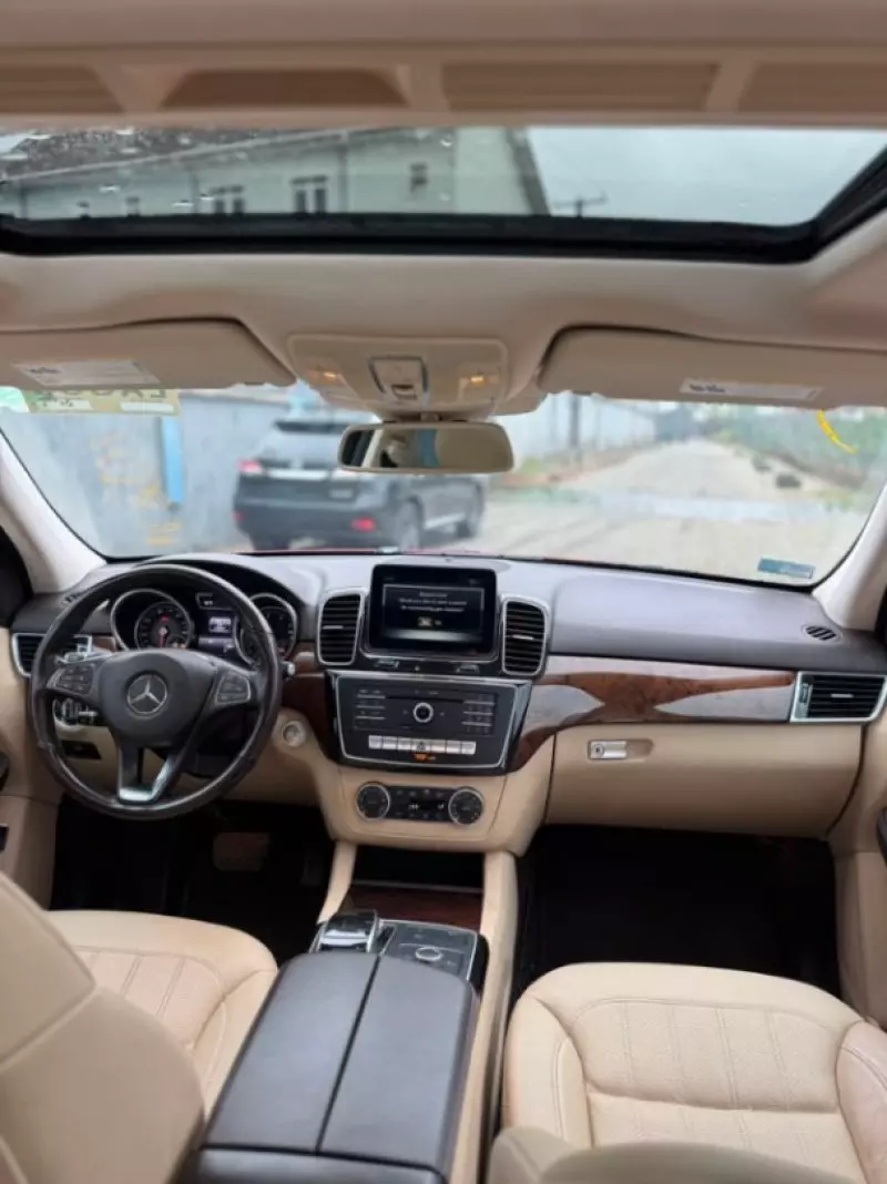 Mercedes-Benz GLE 350   - 2016