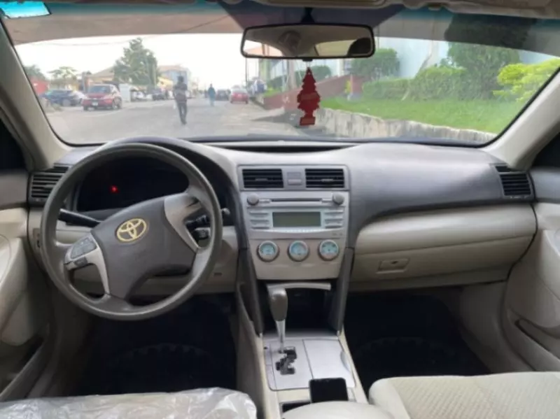 TOYOTA Camry   - 2009