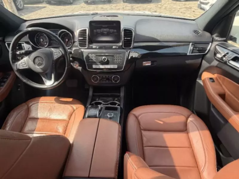 Mercedes-Benz GLE-Class   - 2017