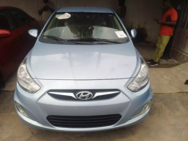 Hyundai Accent HCI - 2013