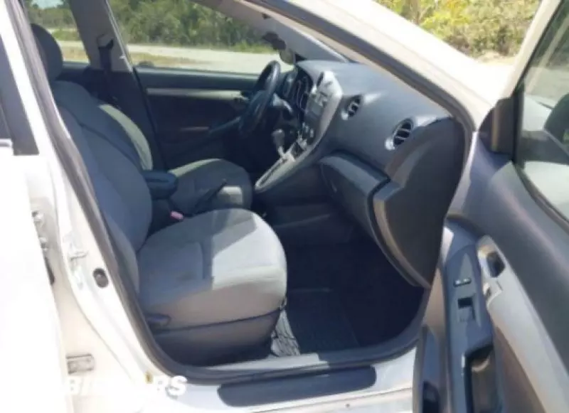 TOYOTA Corolla Matrix   - 2010