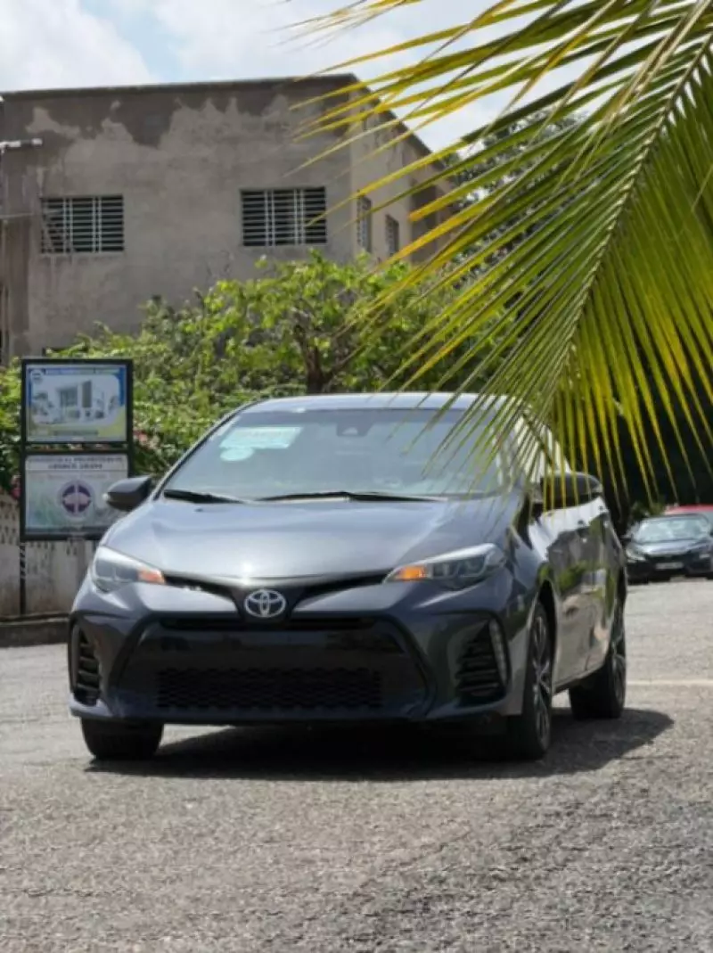 TOYOTA Corolla   - 2017
