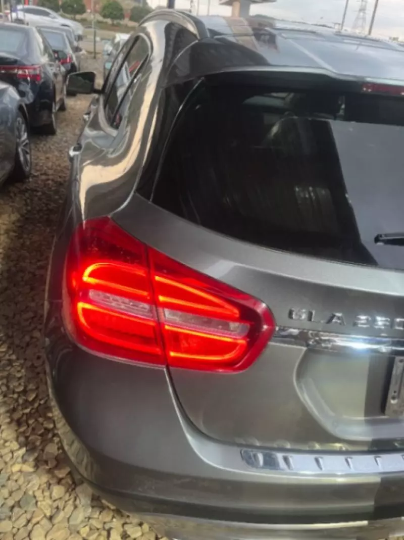 Mercedes-Benz GLA 250   - 2015