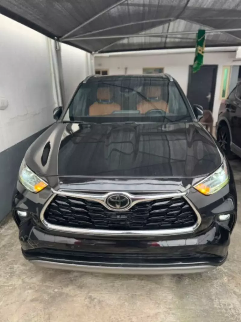 TOYOTA Highlander - 2020