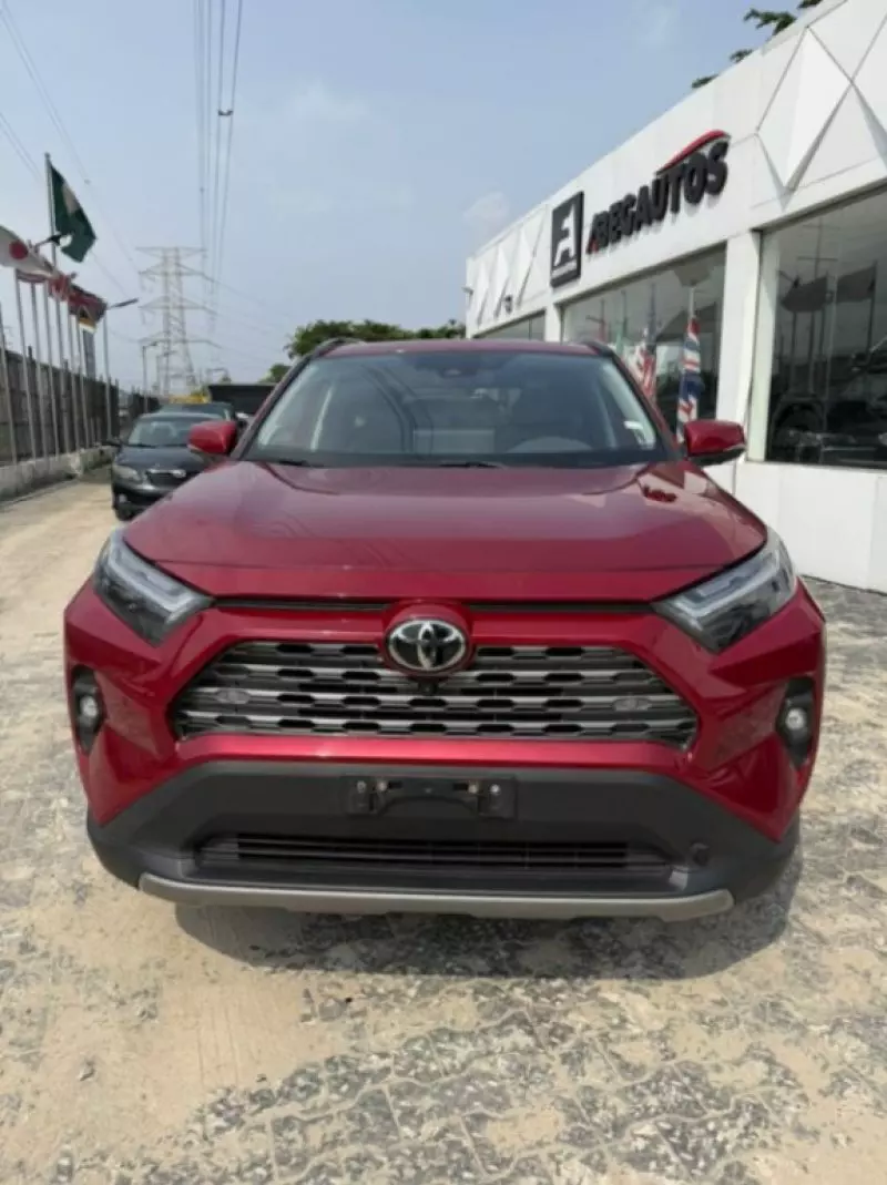 Toyota RAV4   - 2014