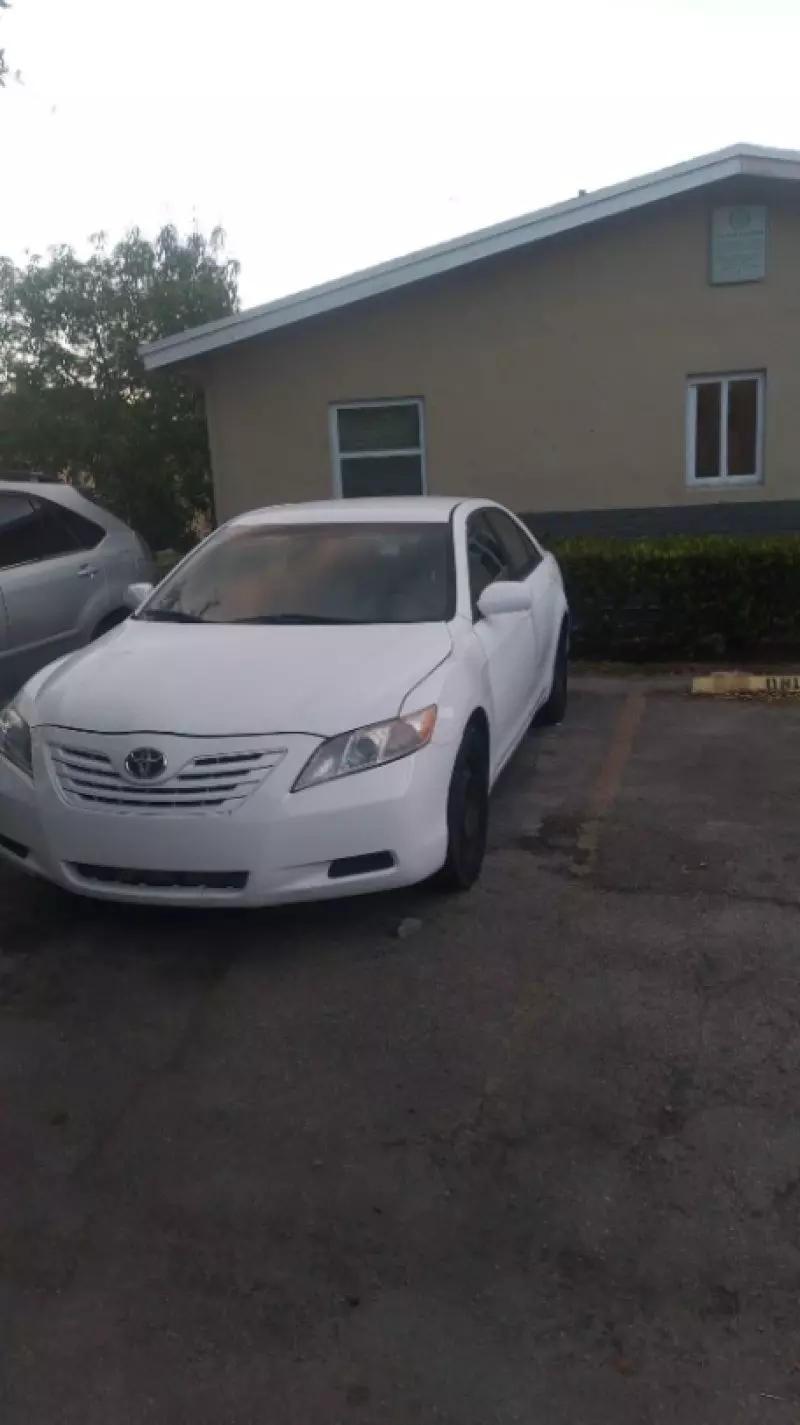 Toyota Camry   - 2008