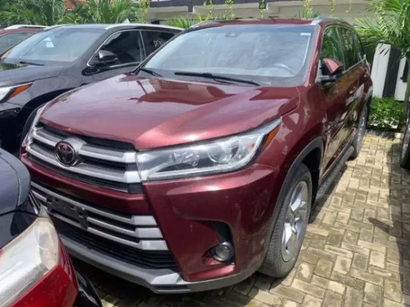 TOYOTA Highlander   - 2017