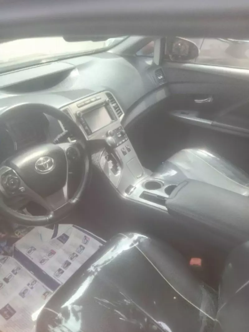 Toyota Venza   - 2013